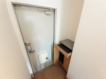 【玄関】