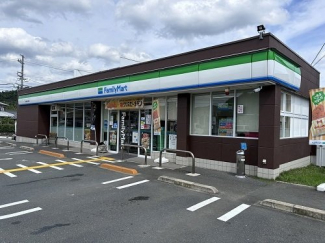 ファミリーマート南丹園部内林町まで270m