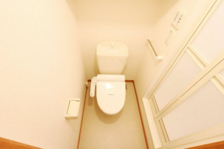 温水洗浄便座を完備しており快適な毎日を！