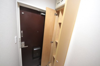 シンプルで使いやすい玄関です
