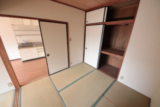 和室がひろがる居住スペース