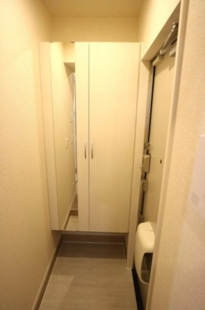 毎日通る玄関はこちらです