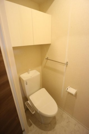 清潔感のあるトイレです