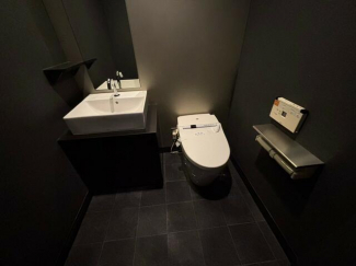 神戸市中央区加納町４丁目の店舗一部の画像
