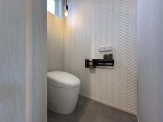 TOTOタンレスこだわりの照明等でトイレもおしゃれ空間に