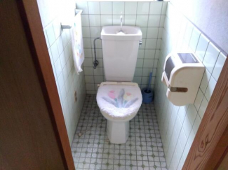 松山市八反地の中古一戸建ての画像
