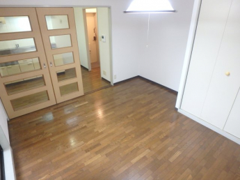 たっぷりの陽光と心地よい風が舞い込む住まい