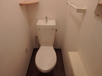 落ち着いたトイレです