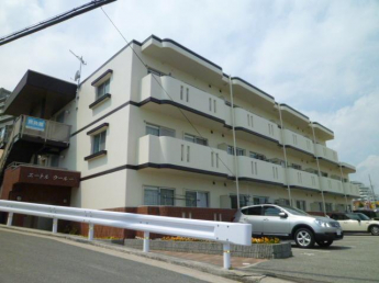エートルウールの外観