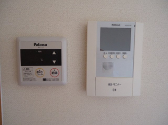 カメラ付インターホン