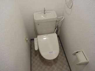 便利な温水洗浄便座が設備で付きます