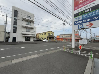 松山市平井町の倉庫の画像
