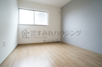 【寝室】