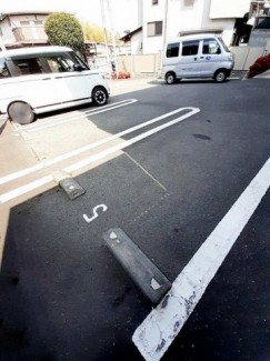【駐車場】