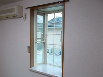 内装は落ち着いています