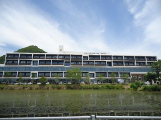 東洋大学附属姫路高等学校まで50ｍ