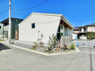 今治市郷本町３丁目の新築一戸建ての画像