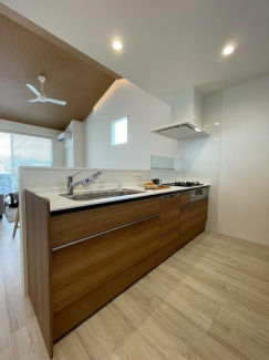 今治市郷本町３丁目の新築一戸建ての画像