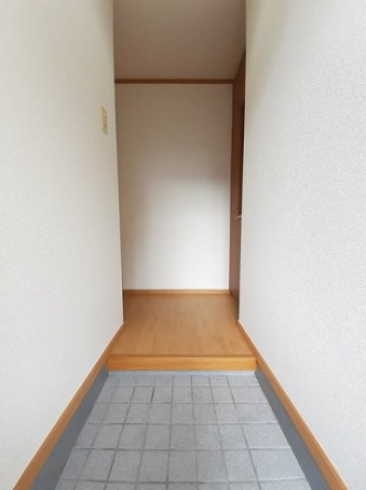 明るい玄関です