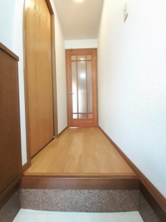 シンプルで使いやすい玄関です