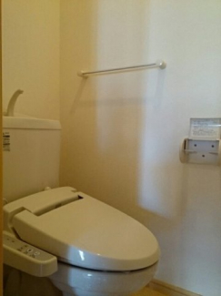 シンプルで使いやすいトイレです