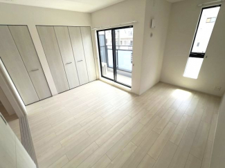 【寝室】