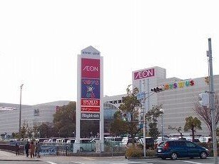 リバーシティまで2200m