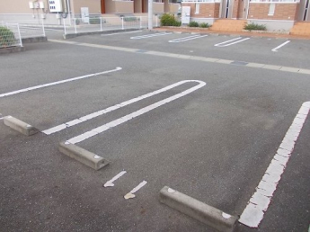 駐車場完備です