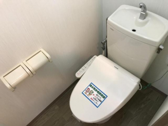 冬も暖かい温水暖房便座