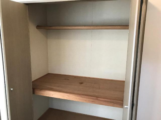 キッチン横の１帖収納
