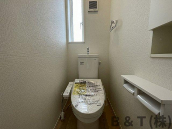 清潔感のあるトイレです