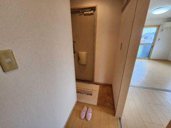 【玄関】