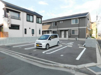【駐車場】