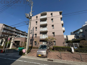 鉄筋コンクリート造5階建て