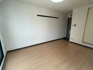 こちらの居間で趣味の時間をお楽しみください