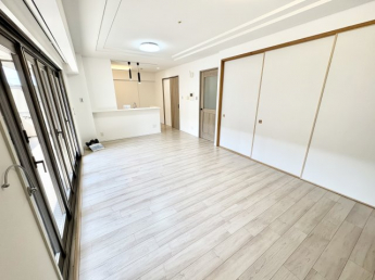 ＬＤＫ約１６．４帖