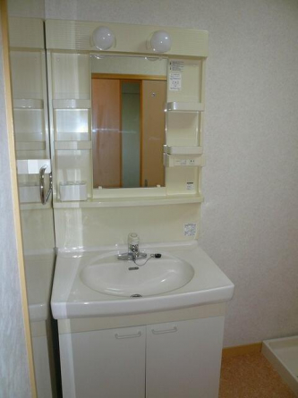 新居浜市徳常町のマンションの画像