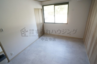 【寝室】