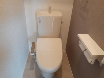 清潔感のあるトイレです
