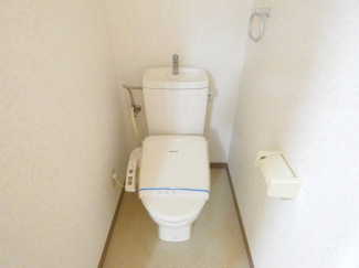 ★温水洗浄便座で快適です
