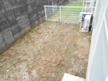 【庭】