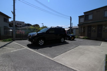 【駐車場】