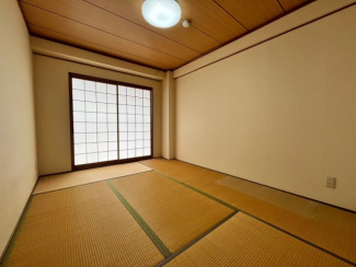 【寝室】