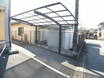 【駐車場】