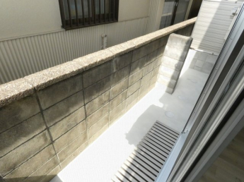 【バルコニー】