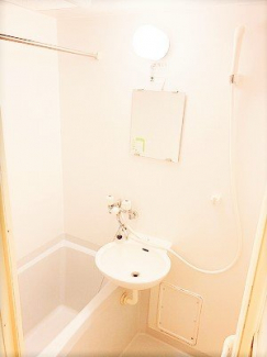 ゆったり過ごせるお風呂です