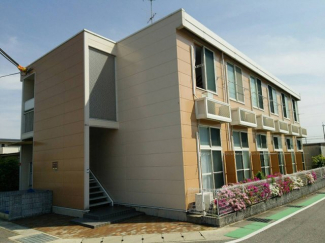 落ち着いた雰囲気の外観です