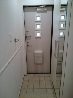 【玄関】