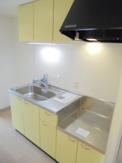 コンパクトなキッチンで掃除もラクラク