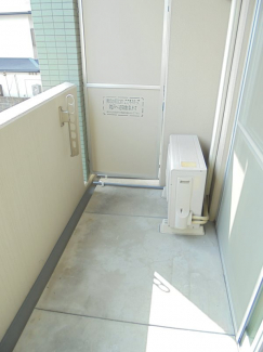 お洗濯にも便利なバルコニー付き